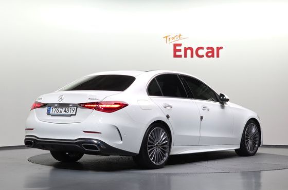 Mercedes-Benz C-Class C300 4MATIC AMG Line — пробег 61 893 км — фото 2 из 5