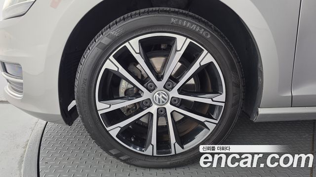 Volkswagen Golf из Кореи Encar