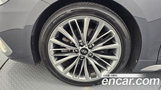 Hyundai Grandeur из Кореи Encar
