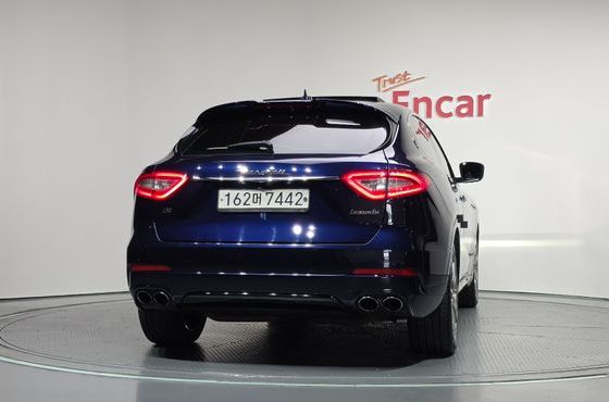 Maserati Levante 3.0 Diesel AWD Sport — пробег 134 581 км — фото 4 из 5