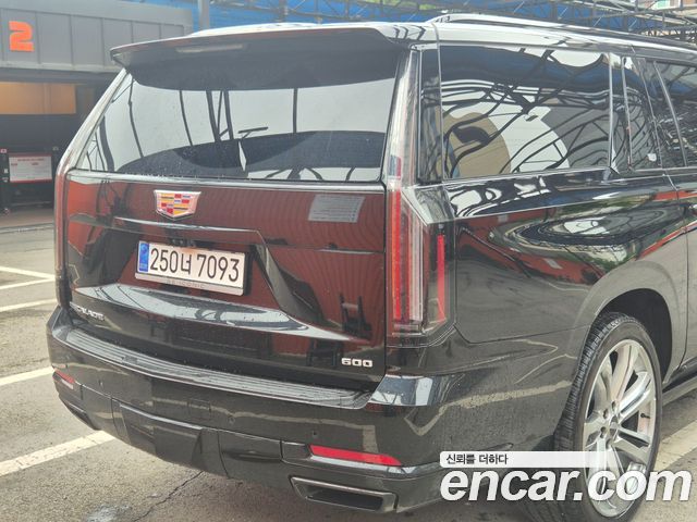 Cadillac Escalade 6.2 ESV ESV Sports Platinum — пробег 11 300 км — фото 4 из 5