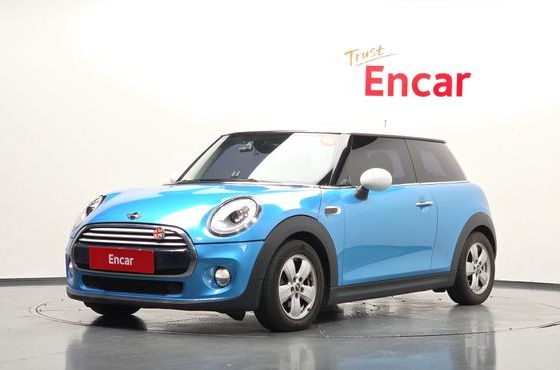 Mini Cooper Mid 3rd — пробег 146 297 км — фото 1 из 5