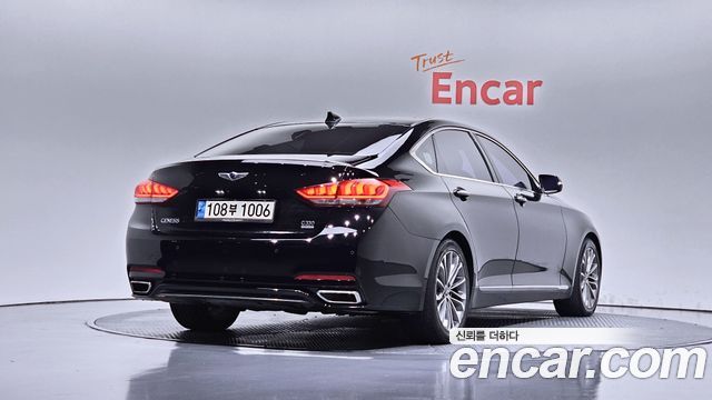 Hyundai Genesis из Кореи Encar