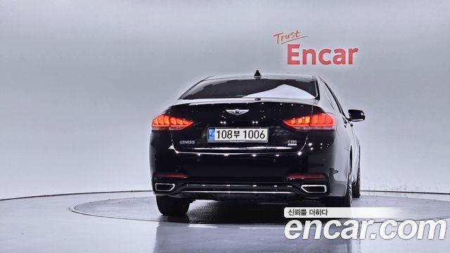 Hyundai Genesis из Кореи Encar