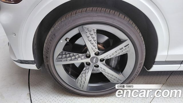 Genesis GV70 из Кореи Encar
