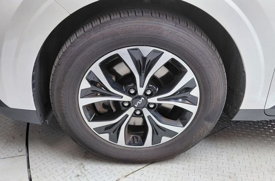Kia Carnival Gasoline 9-Seater Noblesse — пробег 106 390 км — фото 5 из 5