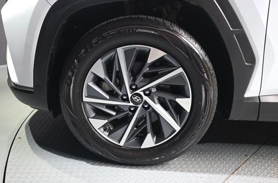 Hyundai Tucson Inspiration 2WD — пробег 93 002 км — фото 5 из 5