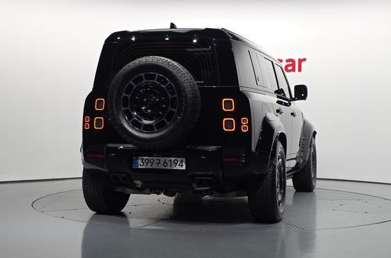 Land Rover Defender 110 P635 Octa Black — пробег 2 545 км — фото 4 из 5