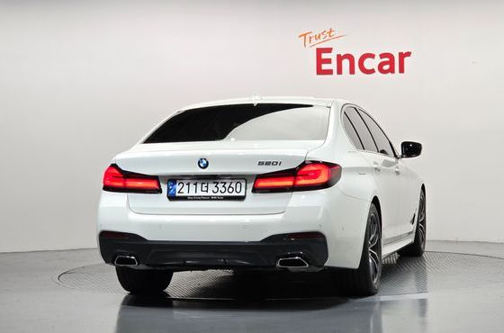 BMW 5-Series 520i M Sport — пробег 14 033 км — фото 4 из 5