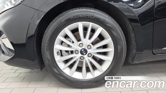 Kia K7 из Кореи Encar