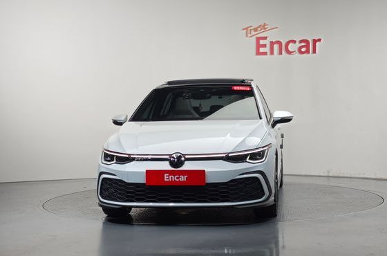 Volkswagen Golf 2.0 GTI — пробег 27 819 км — фото 3 из 5