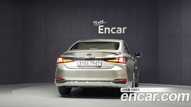 Lexus ES из Кореи Encar