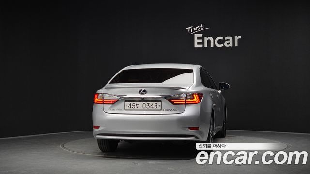Lexus ES из Кореи Encar
