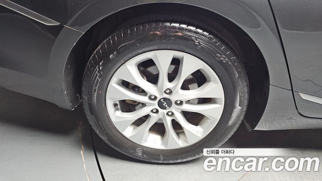 Kia K8 из Кореи Encar