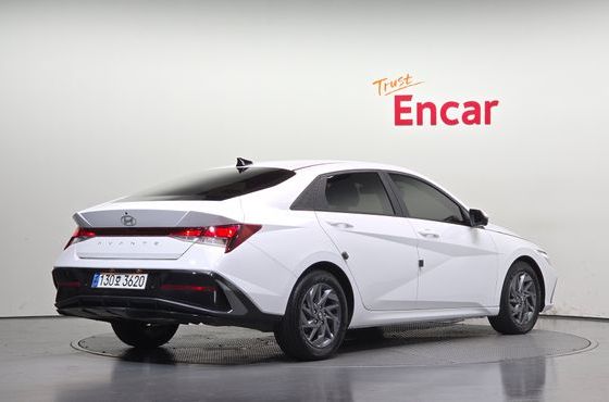Hyundai AVANTE 1.6 Modern — пробег 63 709 км — фото 2 из 5
