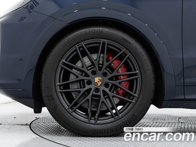 Porsche Cayenne 4.0 GTS Coupe — пробег 3 690 км — фото 5 из 5