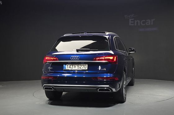 Audi Q5 45 TFSI Quattro Premium — пробег 62 882 км — фото 4 из 5