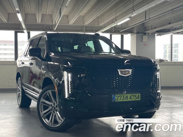 Cadillac Escalade 6.2 Sports Platinum — пробег 15 км — фото 1 из 5