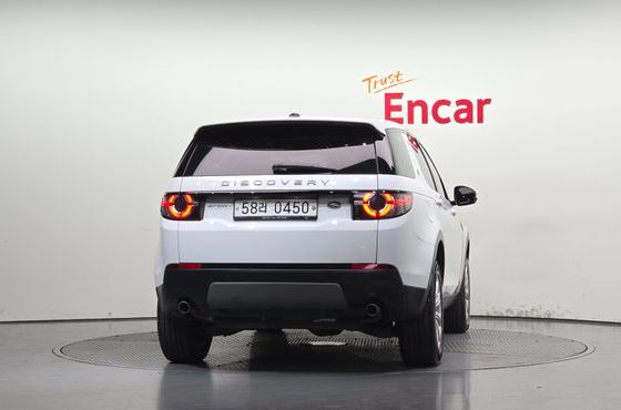 Land Rover Discovery Sport 2.0 TD4 SE — пробег 97 623 км — фото 4 из 5
