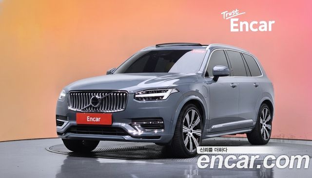 Volvo XC90 T8 Ultimate Bright Hybrid — пробег 51 300 км — фото 1 из 5
