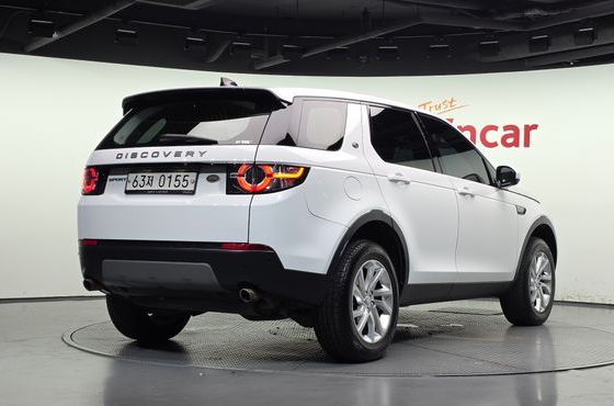 Land Rover Discovery Sport 2.0 TD4 SE — пробег 124 134 км — фото 2 из 5