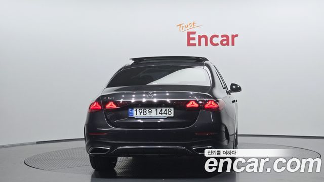 Mercedes-Benz E-Class из Кореи Encar