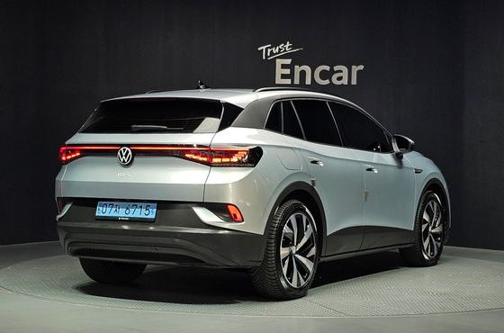 Volkswagen ID.4 Pro — пробег 61 586 км — фото 2 из 5
