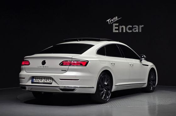 Volkswagen Arteon 2.0 TDI Presige 4Motion — пробег 45 288 км — фото 2 из 5