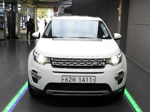Land Rover Discovery Sport 2.0 TD4 HSE Luxury — пробег 201 251 км — фото 3 из 5