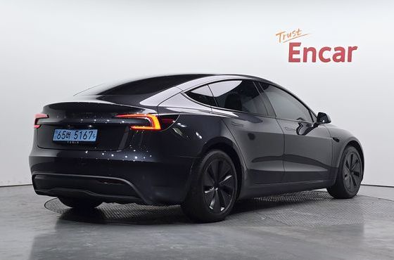 Tesla Model 3 RWD — пробег 17 728 км — фото 2 из 5