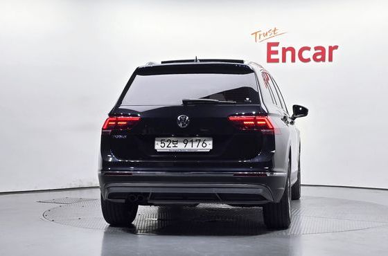 Volkswagen Tiguan 2.0 TDI Prestige — пробег 32 222 км — фото 4 из 5