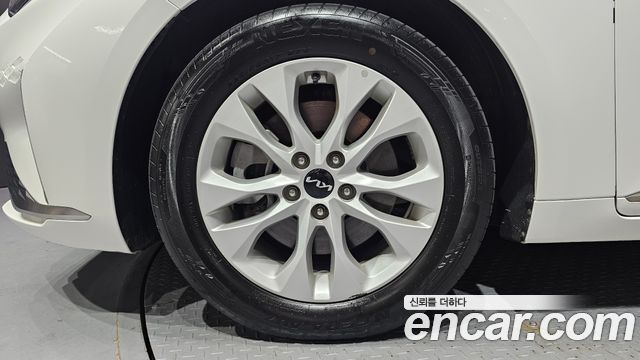 Kia K8 из Кореи Encar