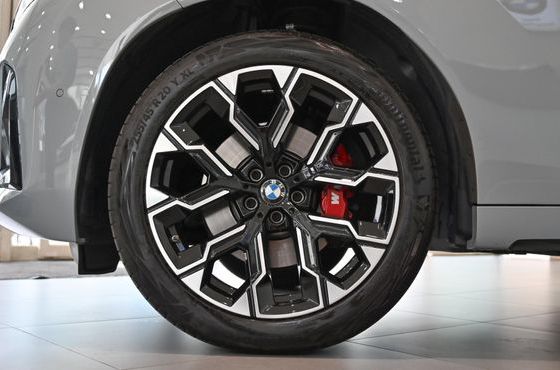 BMW X3 xDrive 30 M Sport Pro — пробег 7 977 км — фото 5 из 5