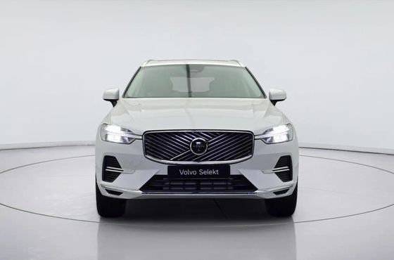 Volvo XC60 T8 Ultra Bright — пробег 808 км — фото 2 из 5