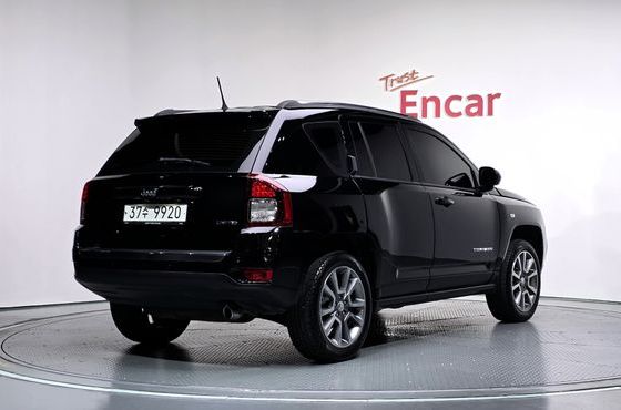 Jeep Compass 2.4 Limited 1st — пробег 60 084 км — фото 2 из 5