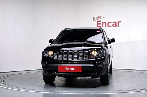 Jeep Compass 2.4 Limited 1st — пробег 60 084 км — фото 3 из 5