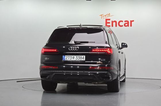Audi Q7 50 TDI Quattro Premium — пробег 11 758 км — фото 4 из 5