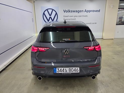 Volkswagen Golf 2.0 GTI — пробег 7 674 км — фото 4 из 5