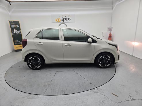 Kia morning Signiture — пробег 10 000 км — фото 3 из 5