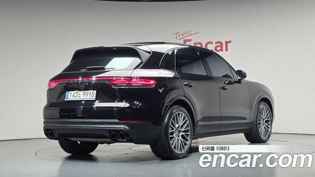 Porsche Cayenne 3.0 PLATINUM EDITION — пробег 36 392 км — фото 2 из 5
