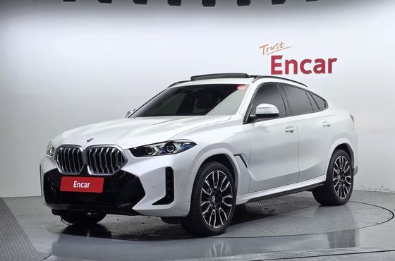 BMW X6 xDrive40i M Sport — пробег 31 781 км — фото 1 из 5