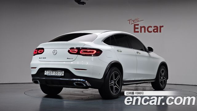 Mercedes-Benz GLC-Class GCL300 4MATIC Coupe — пробег 45 404 км — фото 2 из 5