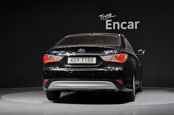 Hyundai Sonata 2.0 Modern — пробег 138 285 км — фото 4 из 5
