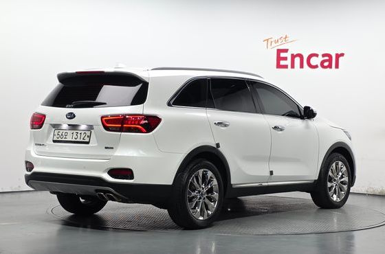 Kia Sorento Diesel 2.0 2WD Prestige — пробег 102 871 км — фото 2 из 5