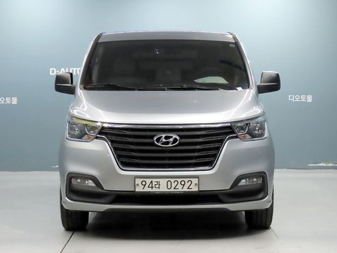 Hyundai Starex Van 5-Seater Modern — пробег 53 938 км — фото 2 из 5