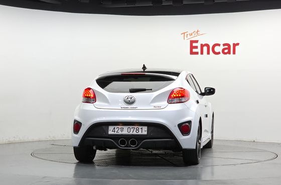Hyundai Veloster 1.6 Turbo D Spec — пробег 58 304 км — фото 4 из 5