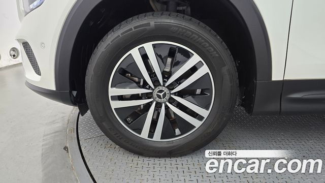Mercedes-Benz GLB-Class из Кореи Encar