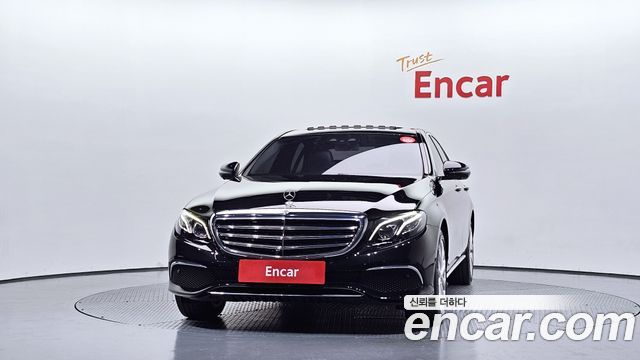 Mercedes-Benz E-Class из Кореи Encar