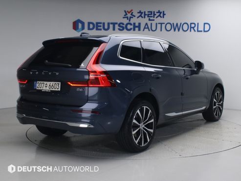 Volvo XC60 B6 Ultimate Bright — пробег 49 350 км — фото 2 из 5