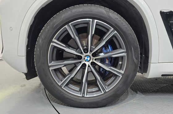 BMW X5 xDrive 30d M Sport — пробег 31 654 км — фото 5 из 5
